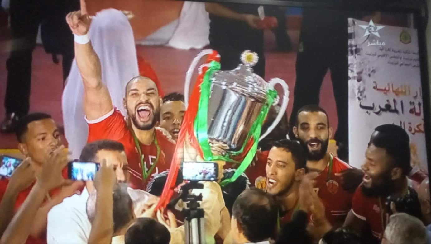 وداد السمارة يُتوج بلقب بطولة المغرب لكرة اليد عن القسم الممتاز